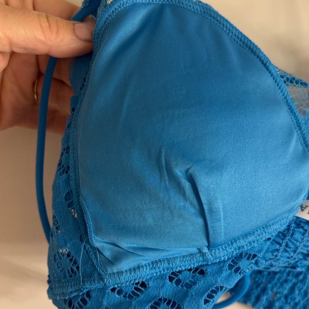 🆕 Zenana Outfitters Vibrant Blue Lace Bralette. NWT!💥 - Picture 5 of 5